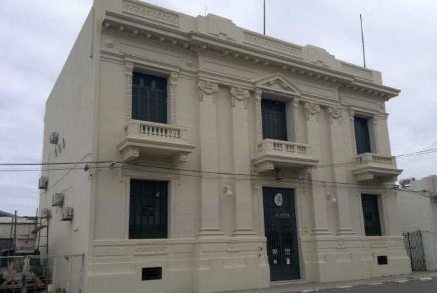 Municipio de Carmelo es representativo de su población?